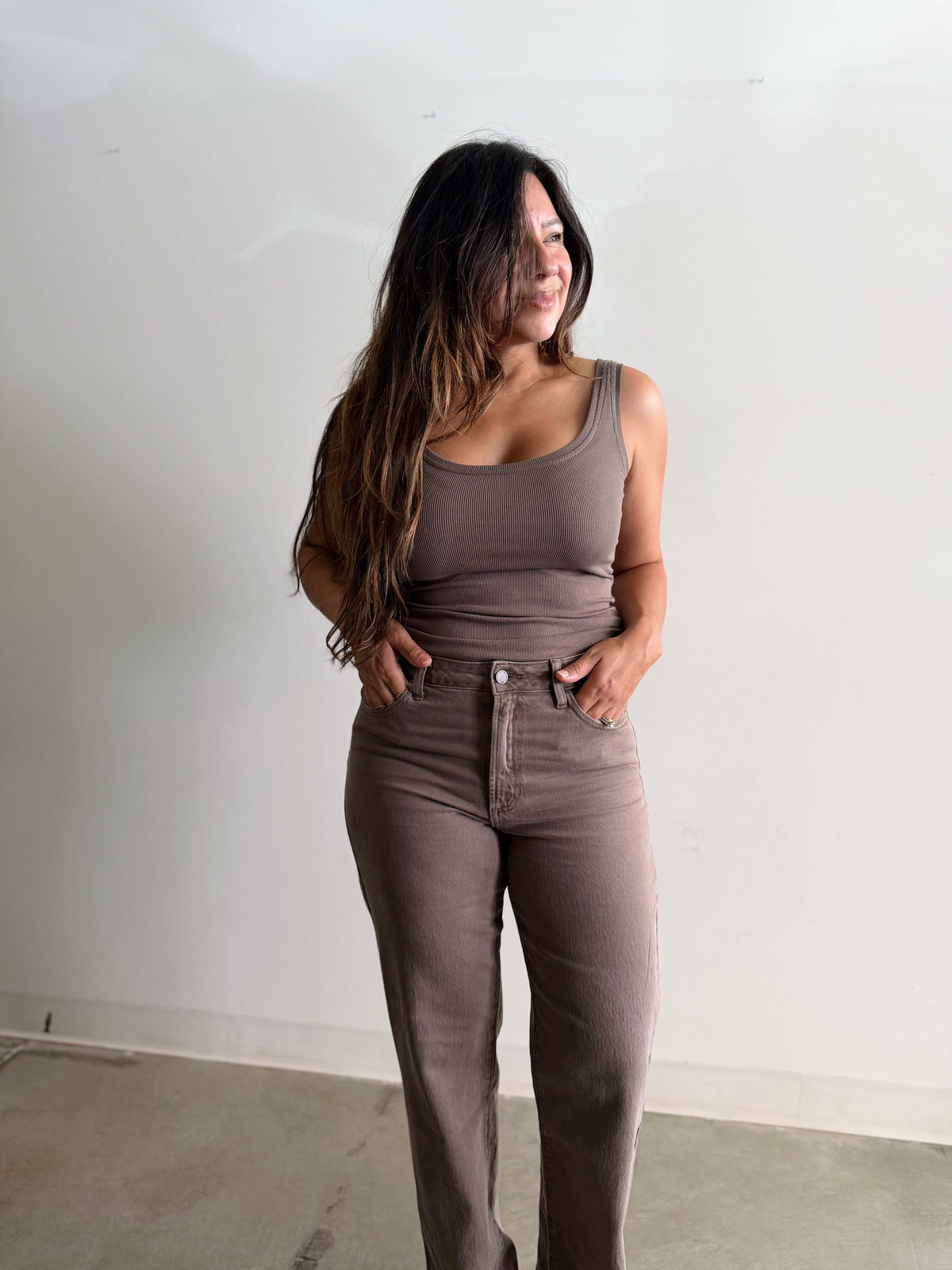 BOBBY SLIM STRAIGHT LEG JEAN