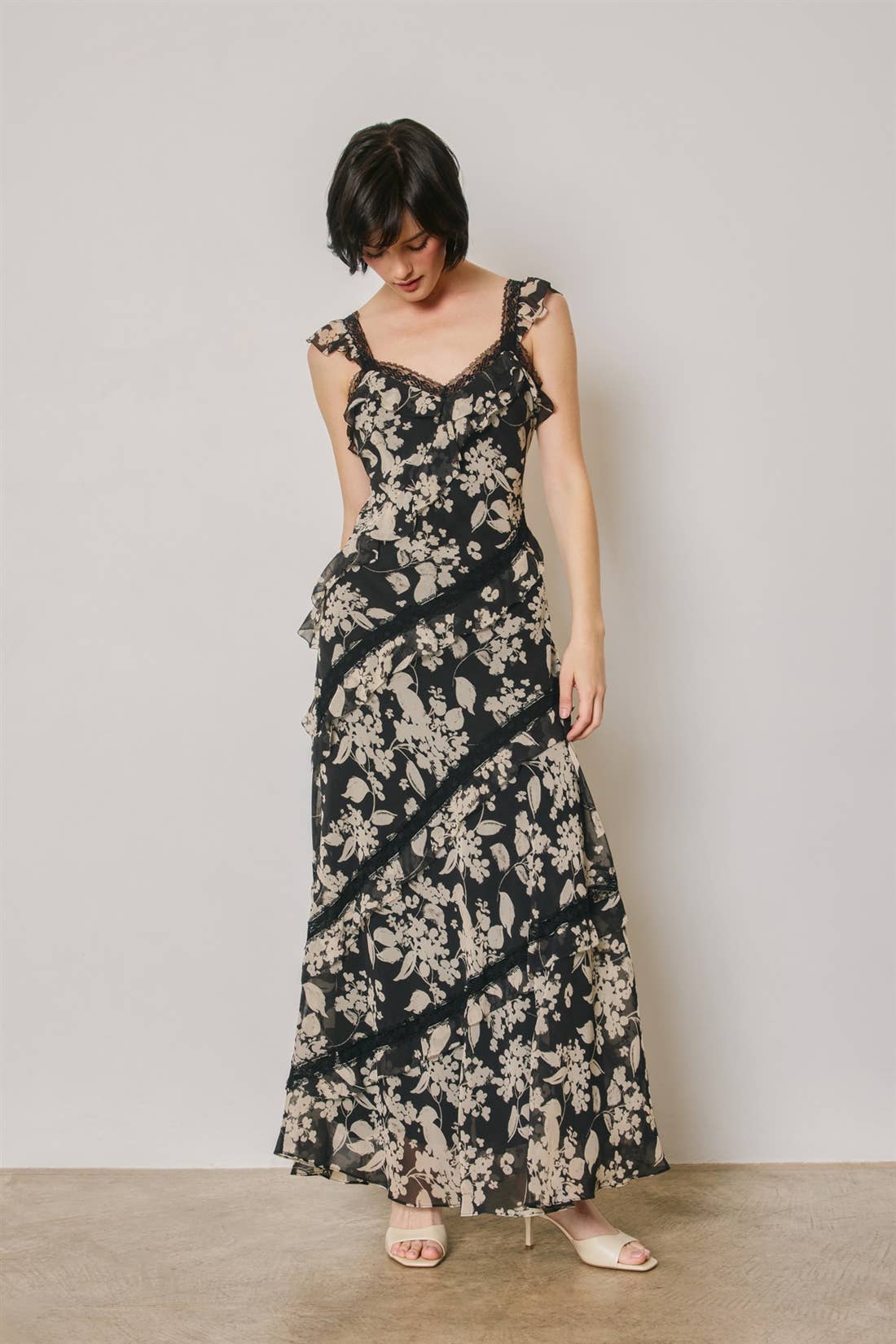 ELKA DRESS