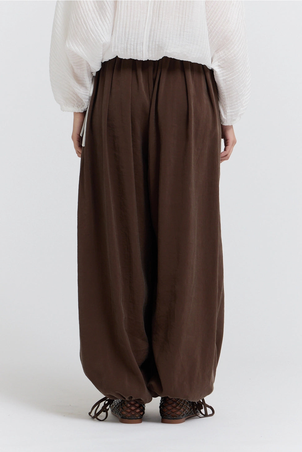  Pleated Balloon Pant