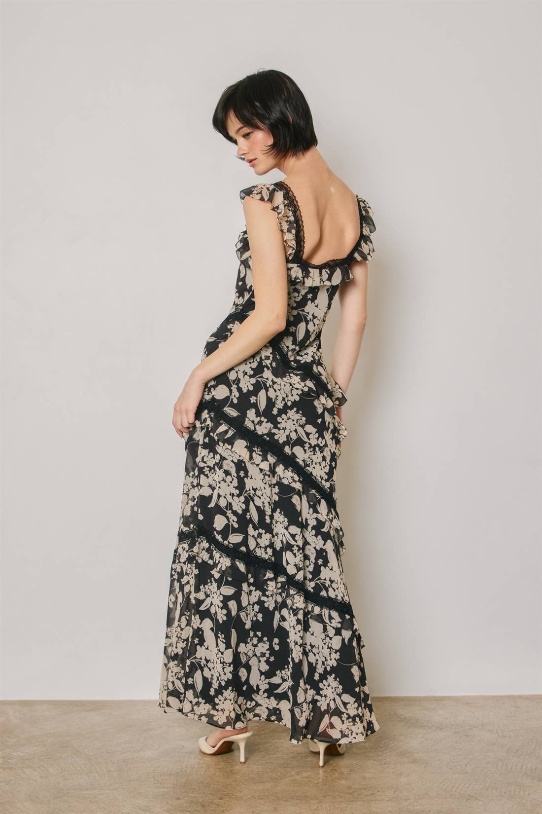 ELKA DRESS