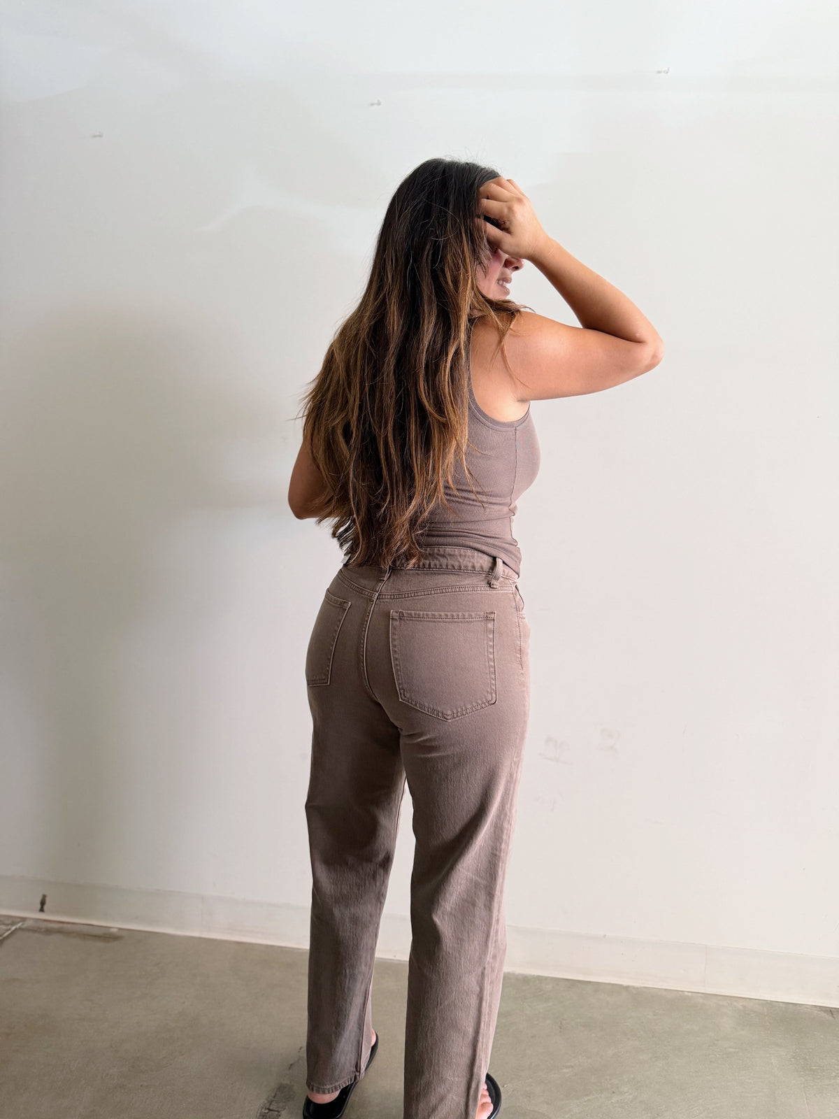 BOBBY SLIM STRAIGHT LEG JEAN