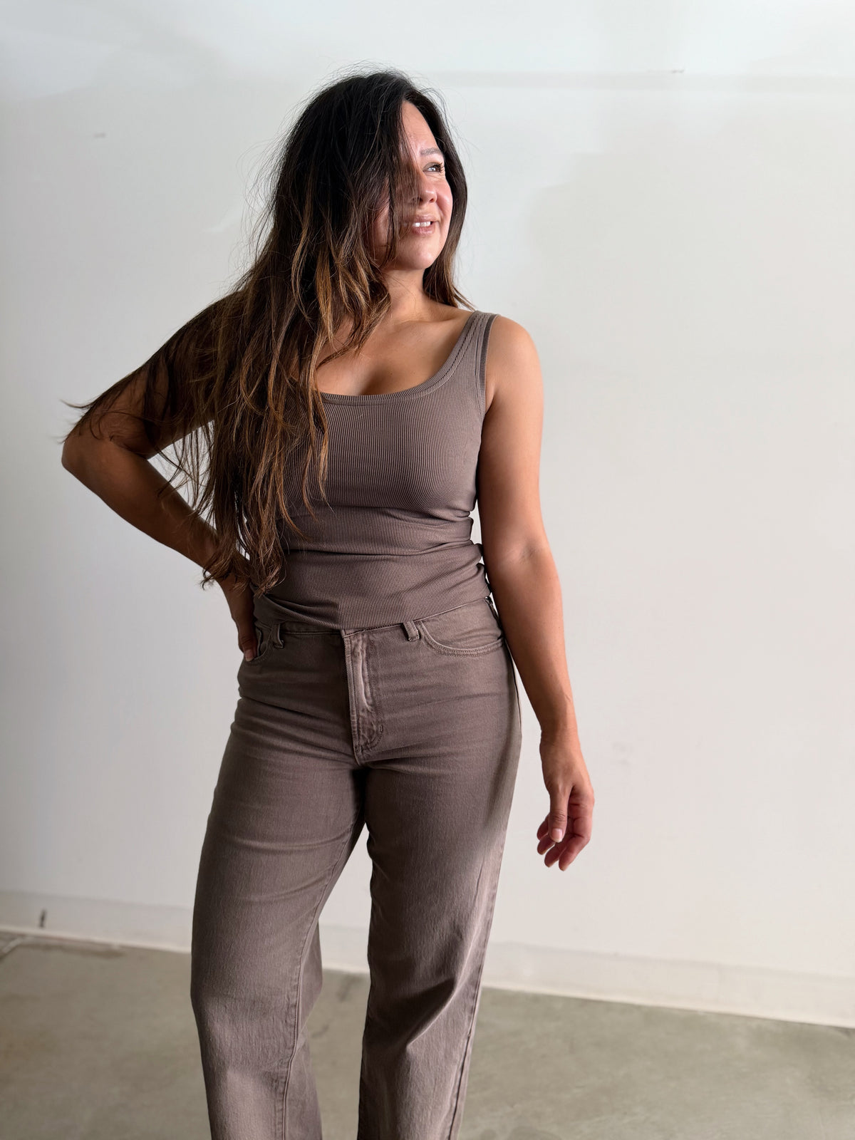 BOBBY SLIM STRAIGHT LEG JEAN