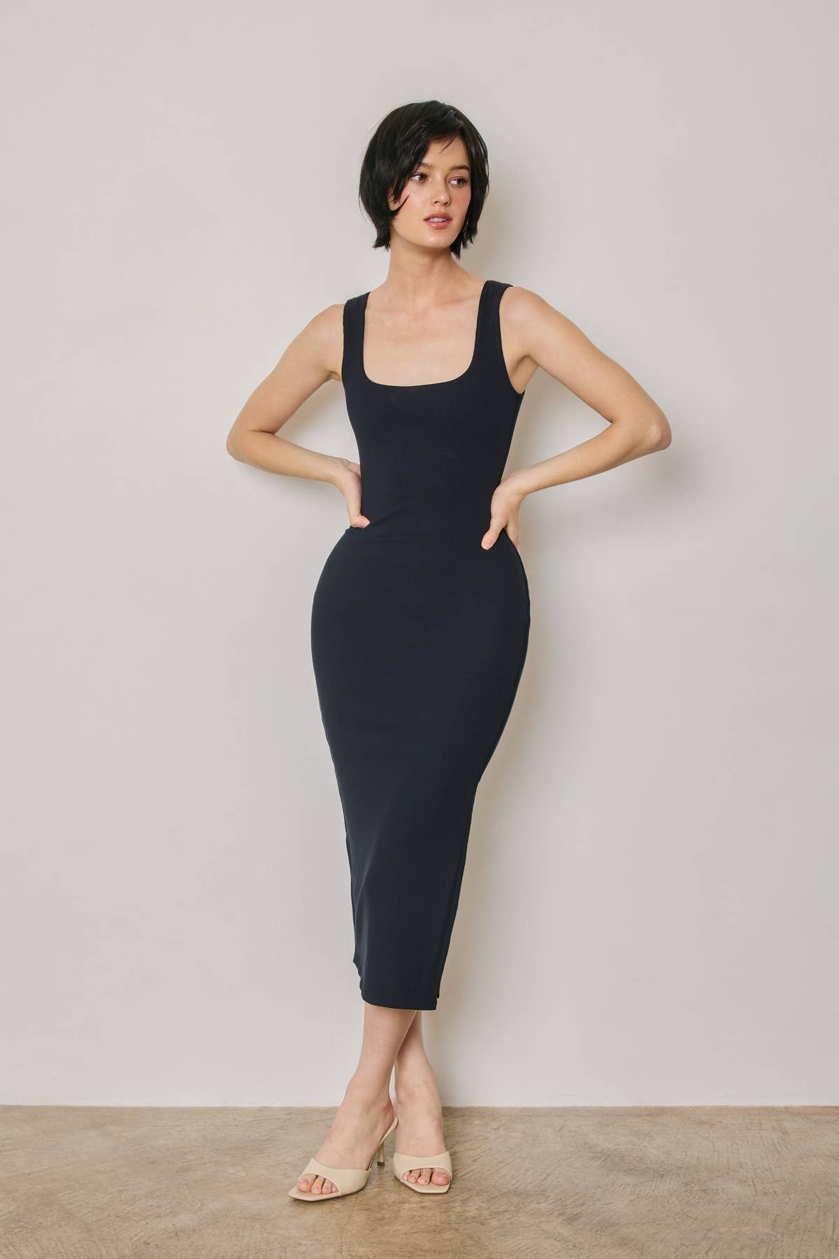 ELLE MAXI DRESS