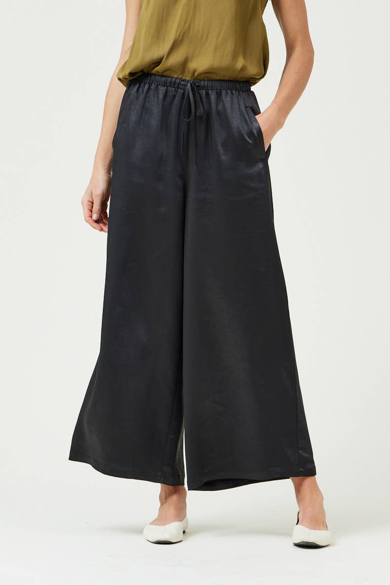  WIDE LEG SATIN PANTS