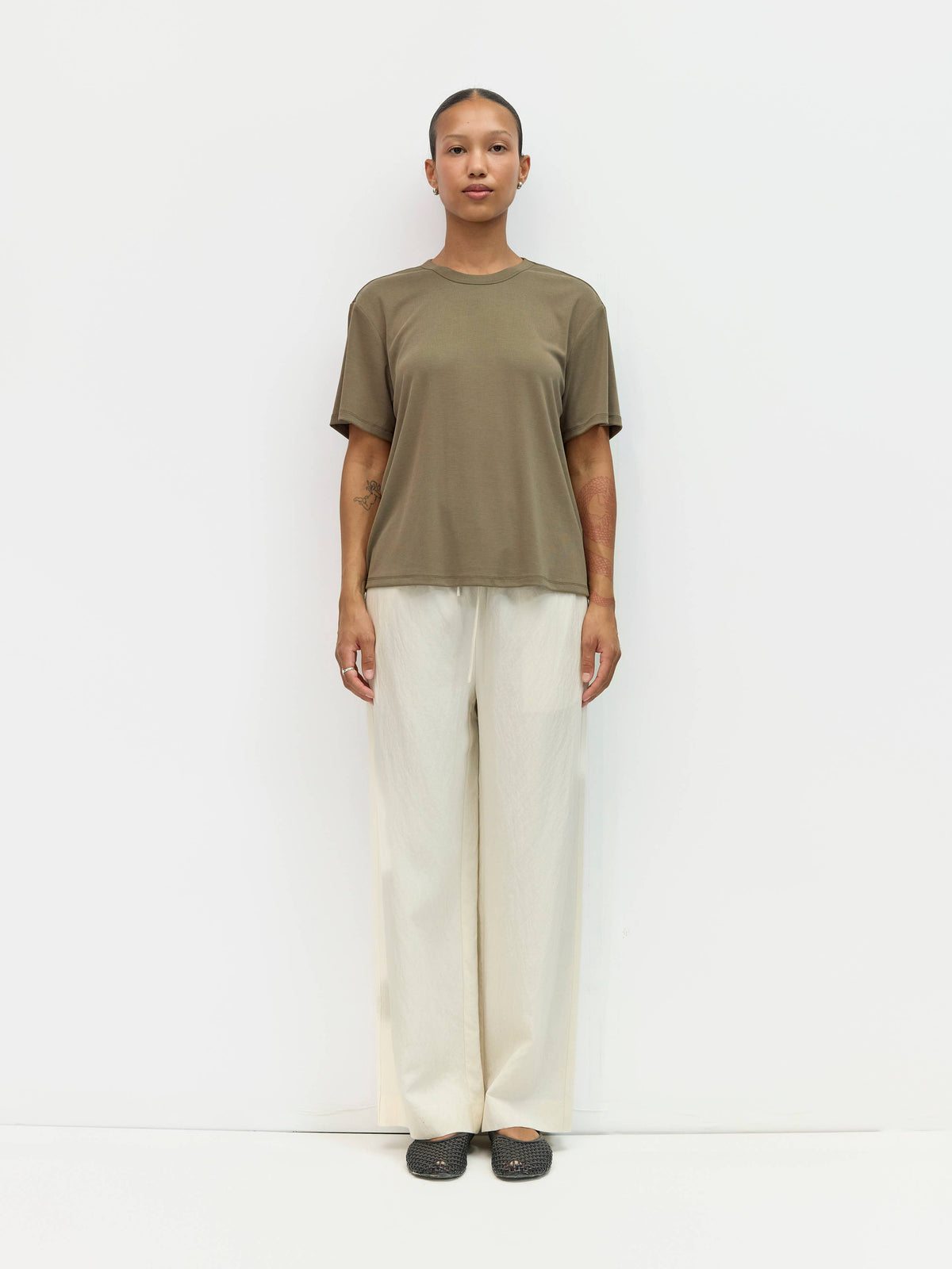 THE LEE TEE