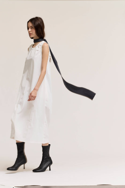 THIN SCARVES